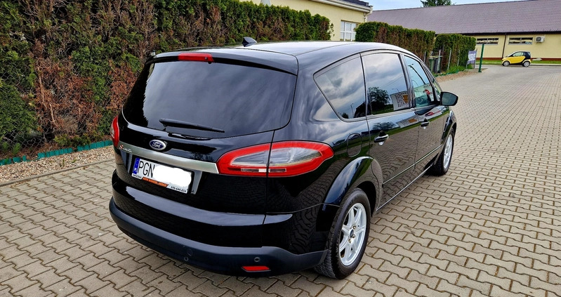 Ford S-Max cena 29900 przebieg: 239000, rok produkcji 2011 z Gniezno małe 191